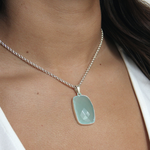 Black Weeks Ädelstenar