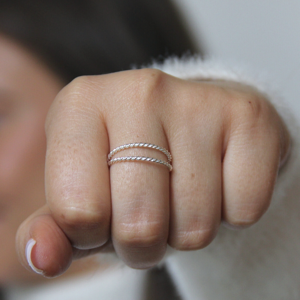 SILVER RING TWINS