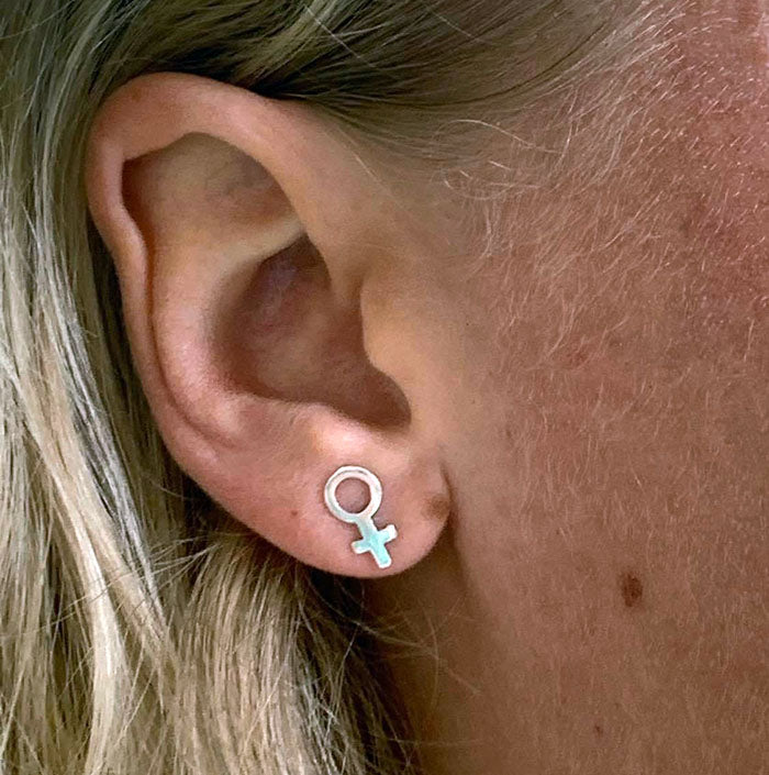 VENUS EARRINGS ON A STUD