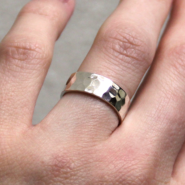 SILVER RING HAMMERED 6 MM