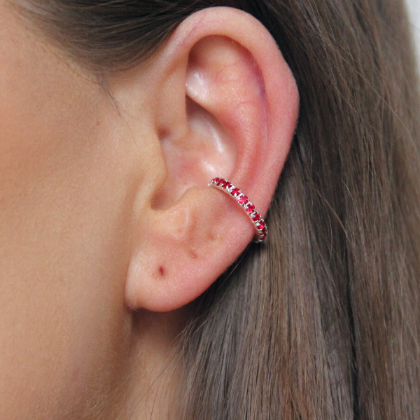 SINGLE EARCUFF IN SILVER LARGE RED SIAM