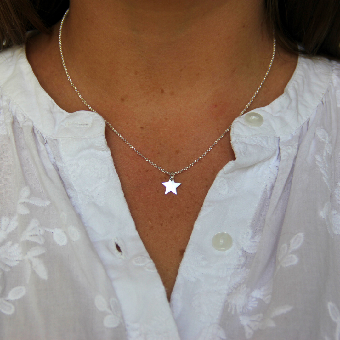 SILVERHALSSMYCKE THIN STAR