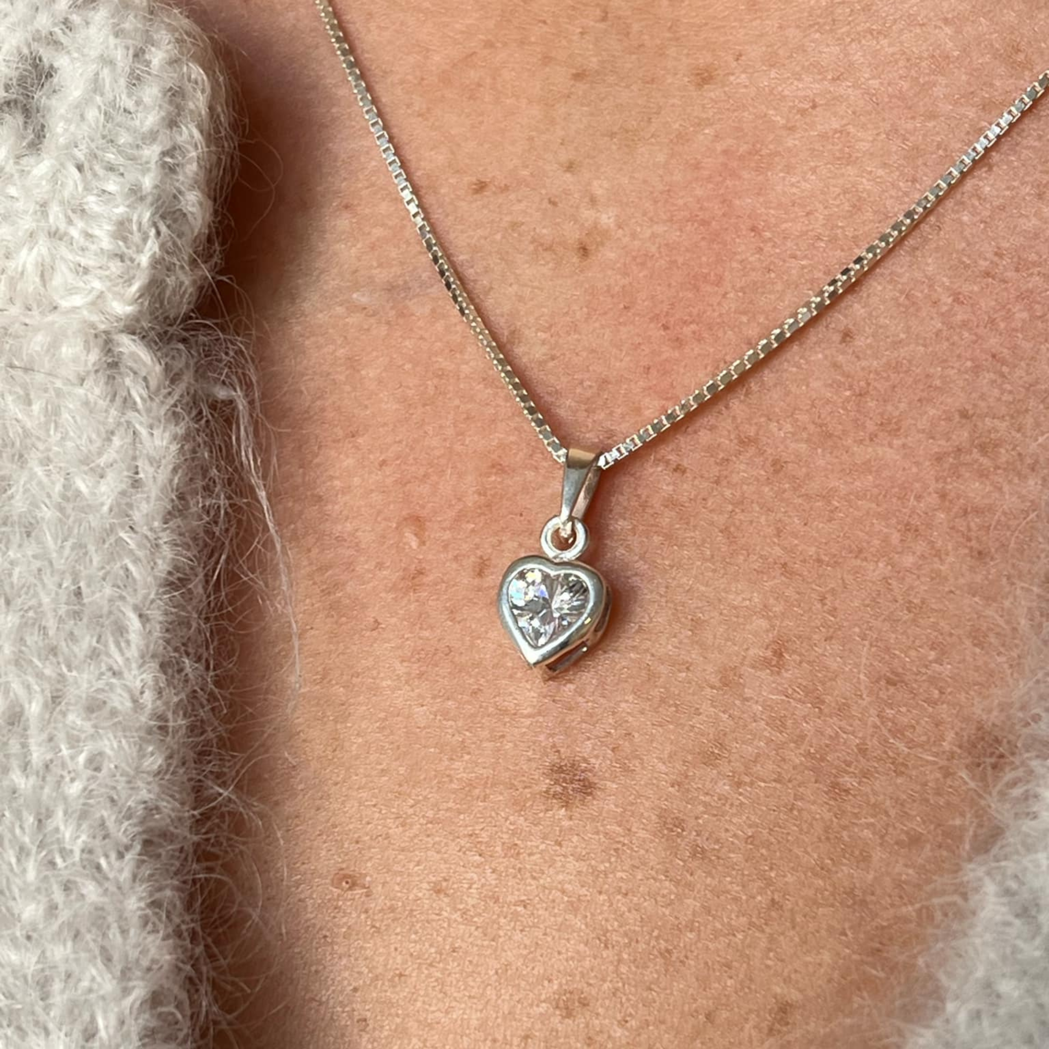 PENDANT/CHARM ZIRCONIA HEART