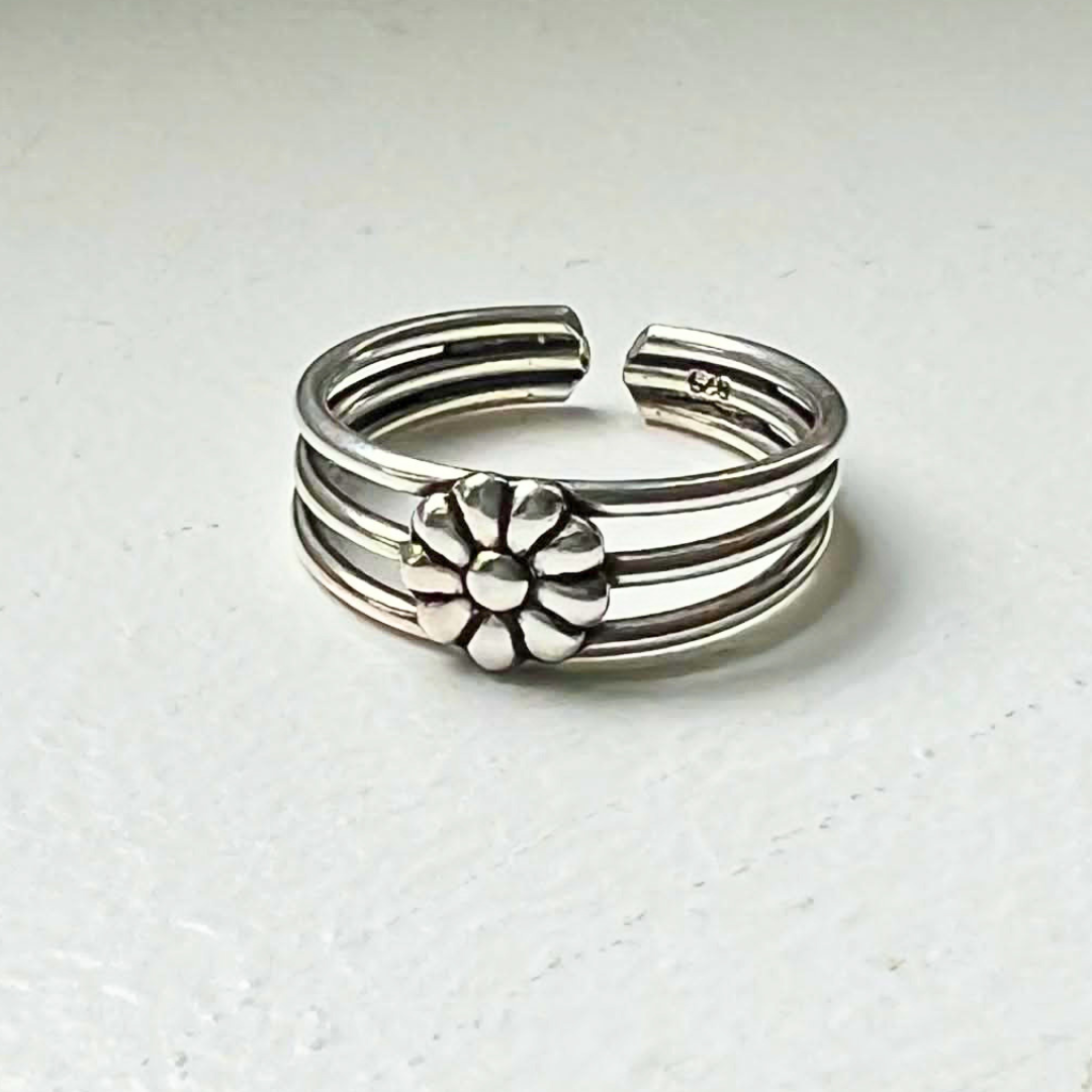 TÅRING I SILVER DAISY